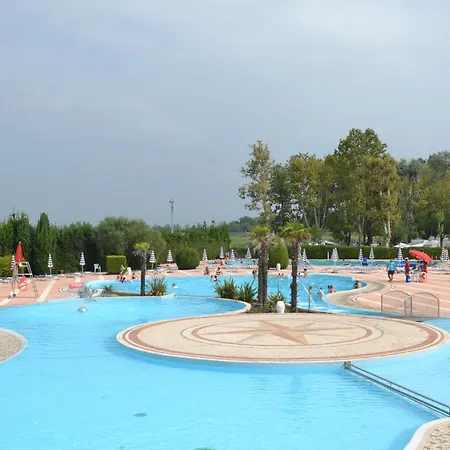 Кемпинг Albatross Mobile Homes On Laguna Village Porto Falconera